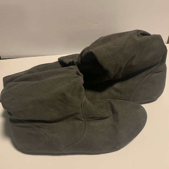 Gray Knee high Slouch Boots with Zipper - Picture 7 of 9